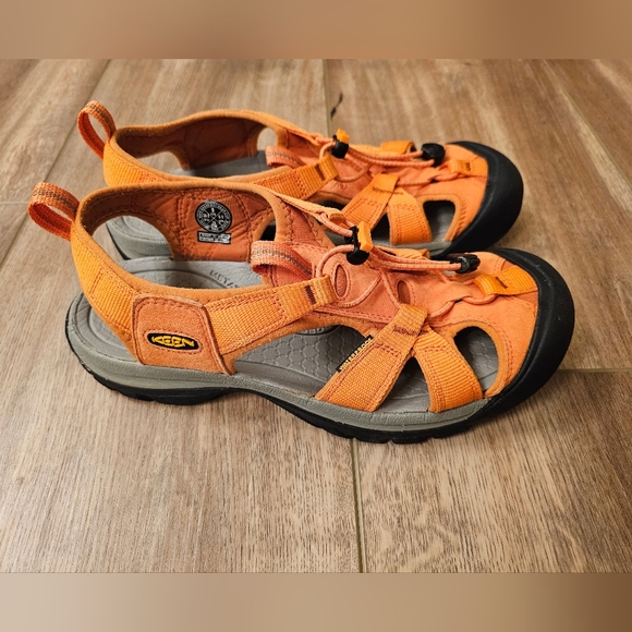 Keen Wonen's Newport Sandals In Orange - Size 9 - Picture 3 of 10